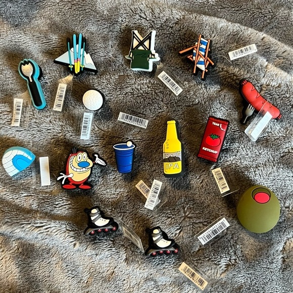 14 new Jibbitz charms for crocs - Picture 1 of 2